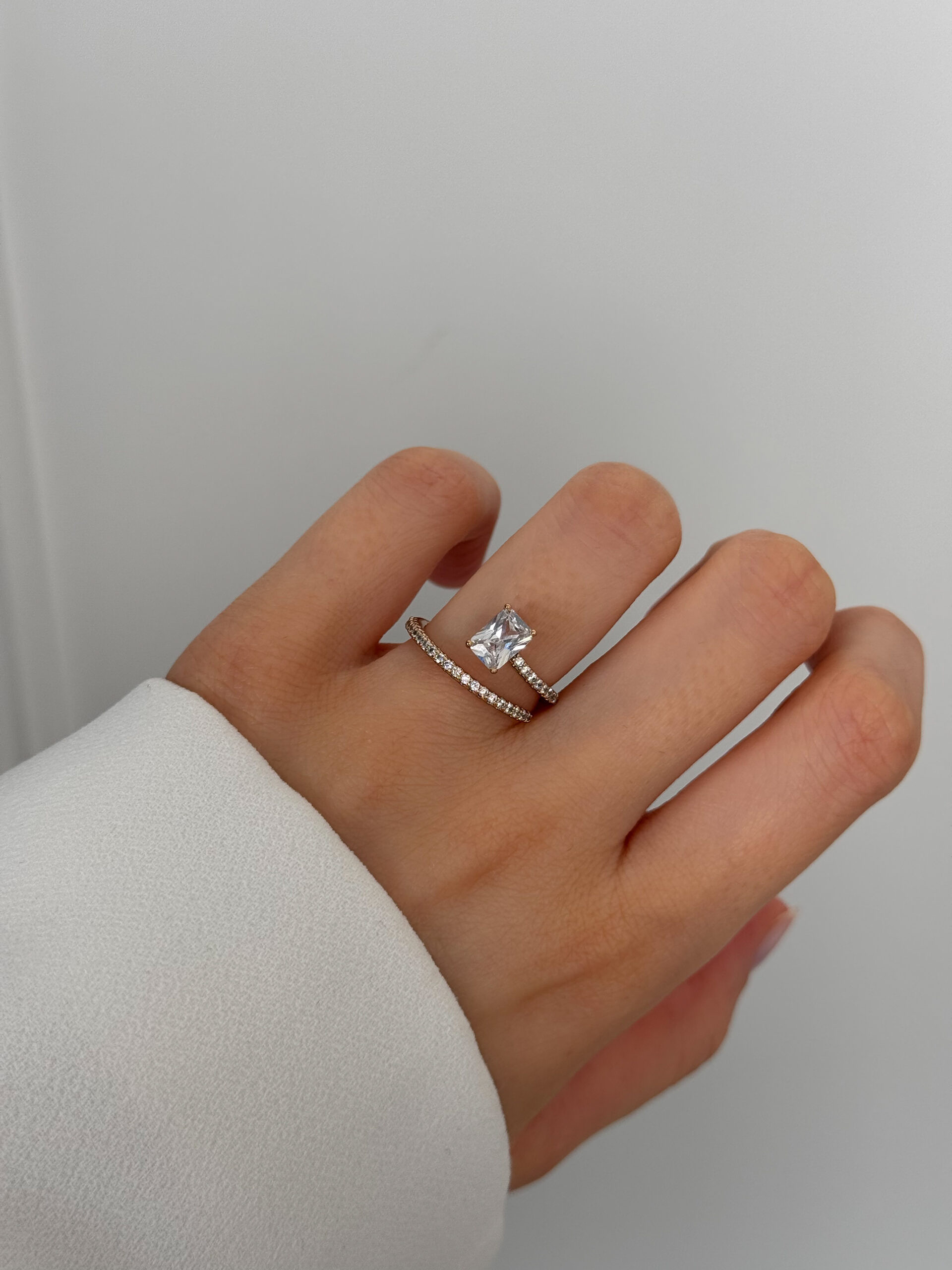 Pierścionek złoty White Crystal regulowany